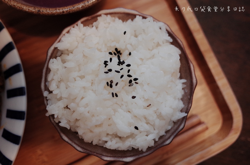 17-11-07-23-46-50-914_deco.jpg 17-11-07-23-46-50-914_deco.jpg