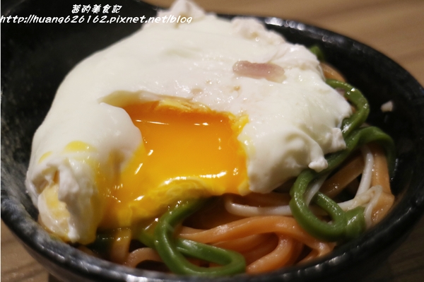 一品堂IPPIN 精緻涮涮鍋：【新北板橋區】板橋火鍋推薦『一品堂IPPIN 精緻涮涮鍋』霸氣大海陸鍋/極黑和牛雪花