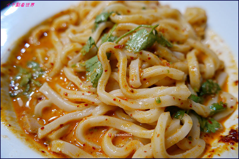 [台北]東區•大宅門乾鍋鴨頭.真正源自中國.乾的火鍋.酥脆鴨頭一鍋兩吃 - 小不點看世界★Paine吃玩世界旅遊趣