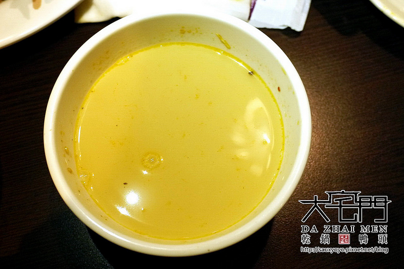 【台北】大宅門乾鍋鴨頭-台北敦化 ~ 從高雄紅到台北的鴨頭料理名店。香麻好吃乾鍋鴨頭。極品龍骨湯頭濃郁好喝!!!  大堆!!!