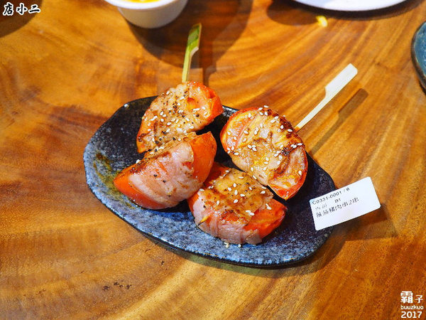 店小二串燒燒肉：店小二串燒、異國料理，中國風居酒屋氣氛佳~