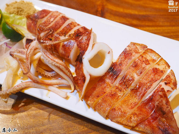 店小二串燒燒肉：店小二串燒、異國料理，中國風居酒屋氣氛佳~