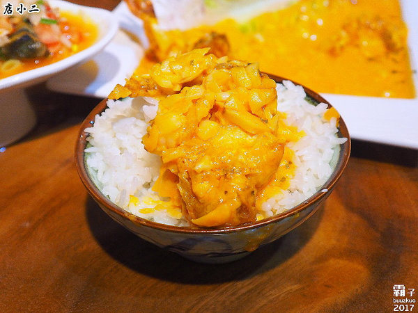 店小二串燒燒肉：店小二串燒、異國料理，中國風居酒屋氣氛佳~