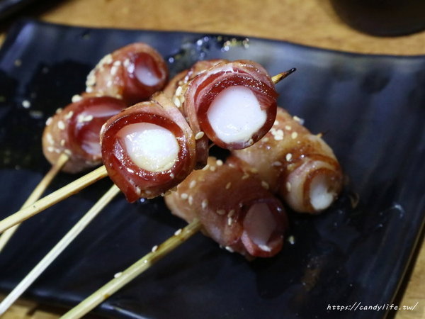 店小二串燒燒肉:台中美食│店小二串燒vs燒肉(忠明店)〃台中大宵夜推薦!浮誇系列鴛鴦火鍋驚豔登場!