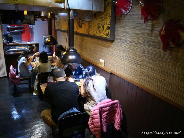 店小二串燒燒肉:台中美食│店小二串燒vs燒肉(忠明店)〃台中大宵夜推薦!浮誇系列鴛鴦火鍋驚豔登場!