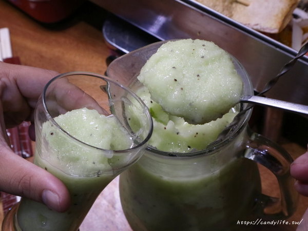 店小二串燒燒肉:台中美食│店小二串燒vs燒肉(忠明店)〃台中大宵夜推薦!浮誇系列鴛鴦火鍋驚豔登場!