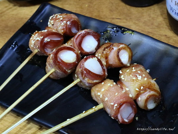 店小二串燒燒肉:台中美食│店小二串燒vs燒肉(忠明店)〃台中大宵夜推薦!浮誇系列鴛鴦火鍋驚豔登場!