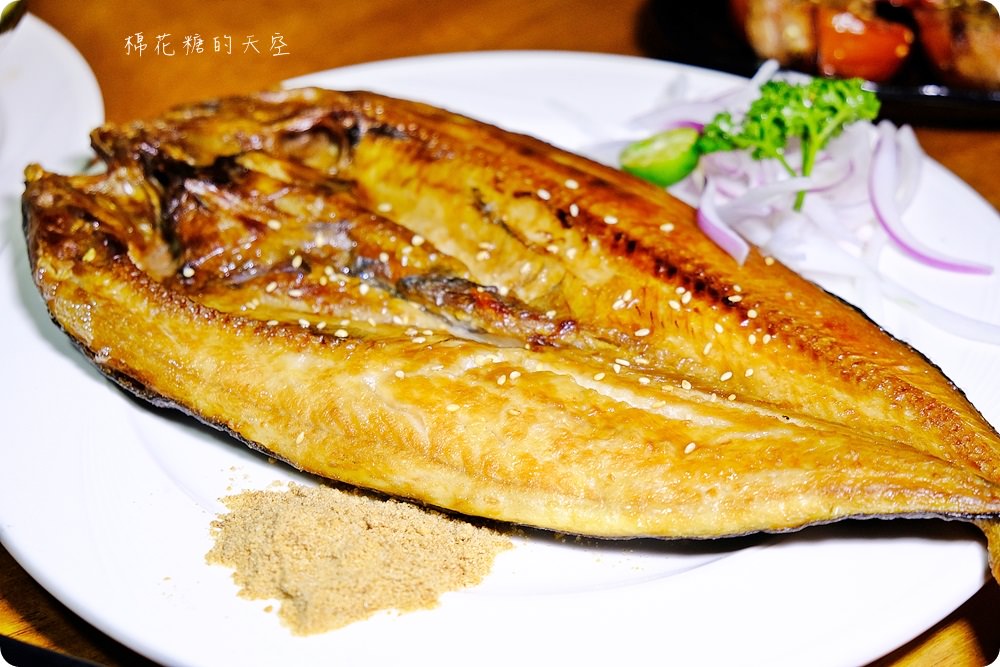 來一杯歡樂氣氛立馬飆升！夏日聚餐首選台中店小二3000cc啤酒趴