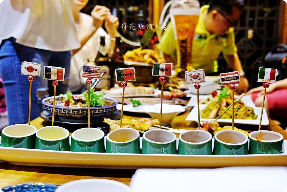 來一杯歡樂氣氛立馬飆升！夏日聚餐首選台中店小二3000cc啤酒趴