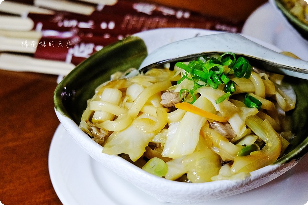 來一杯歡樂氣氛立馬飆升！夏日聚餐首選台中店小二3000cc啤酒趴