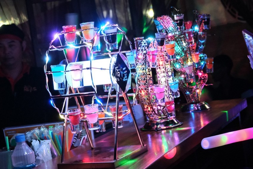 店小二串燒VS燒肉, 台中美食, 台中居酒屋, 台中慶生餐廳, 生日壽星優惠, 店小二串燒菜單, 忠明南路美食 店小二串燒VS燒肉, 台中美食, 台中居酒屋, 台中慶生餐廳, 生日壽星優惠, 店小二串燒菜單, 忠明南路美食