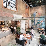 堅果小巷, heynuts alley cafe, 堅果小巷菜單, 堅果小巷訂位, 彩繪牆網美店, 老宅玻璃屋, 台中早午餐, 台中美食