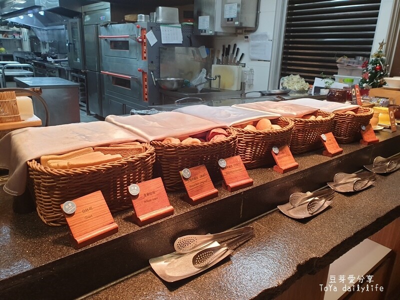 捷絲旅高雄站前館 Just Sleep Kaohsiung｜乾淨舒適的晶華旗下品牌🌱豆芽愛住在高雄