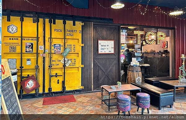 【信義區美式餐酒館】鬧區角落的溫馨小窩 │角窩美式餐酒館微醮