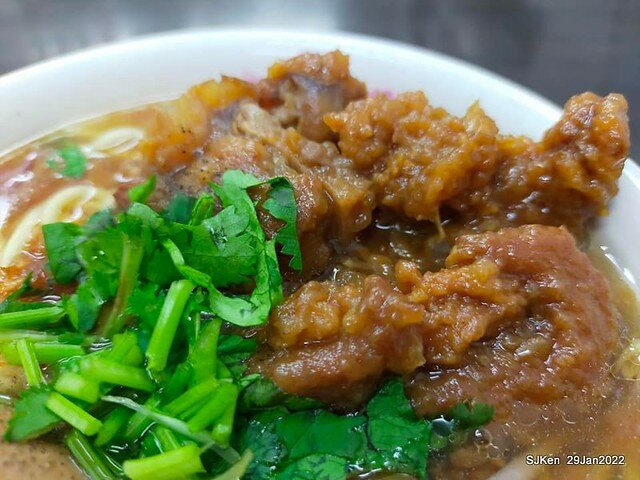 (三重美食)「豐原廟東清水排骨麵」三重正義南路店(Pork Rib noodle store), Taipei, Taiwan, SJKen, Jan 29, 2022.