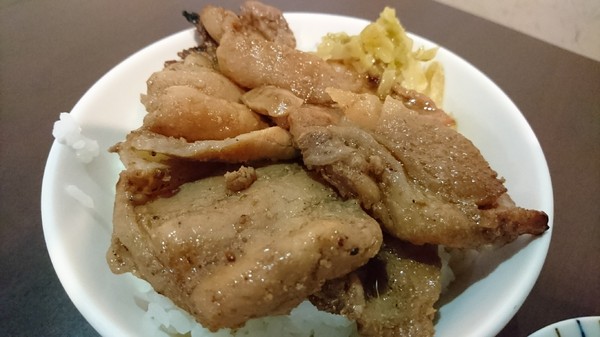 博義師燒肉飯(自由店):高雄~博義師燒肉飯(自由店)~傳承五十年飄香在地小吃~