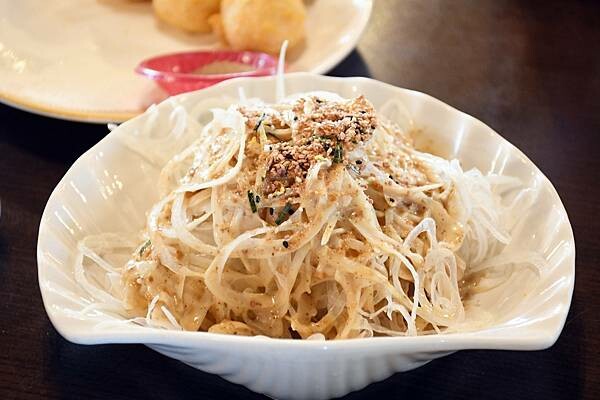 到墾丁旅遊必吃的人氣海產店!【咱的海產店】沒訂位還吃不到喔!多種海鮮、鮮味一次上足※有停車場※恆春美食