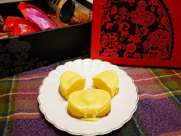 吉圓品鮮餅舖：吉圓品鮮餅舖-清水拌手禮  中秋禮盒新選擇  兼具傳統口味與創新風貌  送禮自用兩相宜