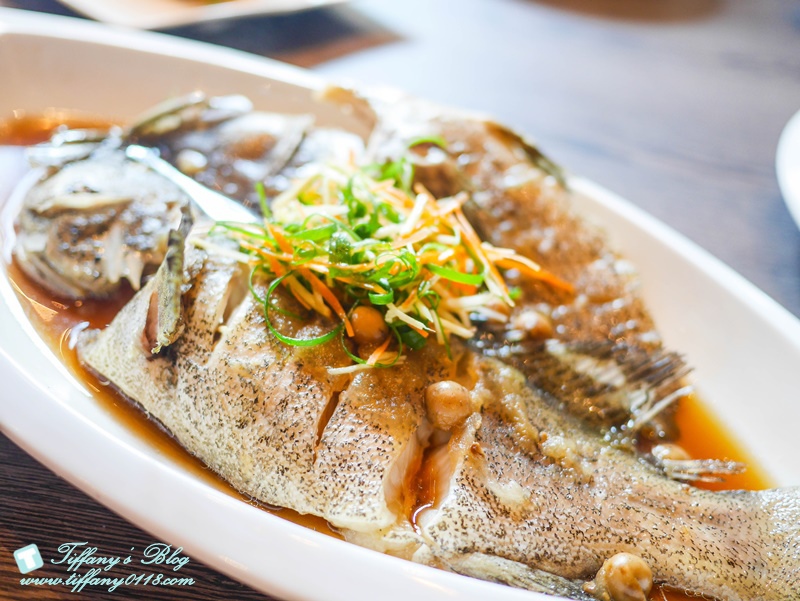 [美食.台北] 叁和院台灣風格飲食(參和院三店/大直形象店)台菜餐廳。繼微風南京店推出龍捲風排骨飯後再推出大直店限定的水噹噹鹹水雞~刺蝟叉燒包跟超級大力菇還有彩虹銀絲卷都超吸晴!!