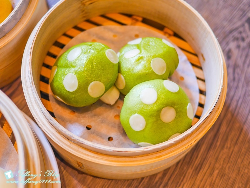 [美食.台北] 叁和院台灣風格飲食(參和院三店/大直形象店)台菜餐廳。繼微風南京店推出龍捲風排骨飯後再推出大直店限定的水噹噹鹹水雞~刺蝟叉燒包跟超級大力菇還有彩虹銀絲卷都超吸晴!!