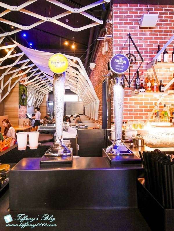 [美食.台北] 叁和院台灣風格飲食(參和院三店/大直形象店)台菜餐廳。繼微風南京店推出龍捲風排骨飯後再推出大直店限定的水噹噹鹹水雞~刺蝟叉燒包跟超級大力菇還有彩虹銀絲卷都超吸晴!!