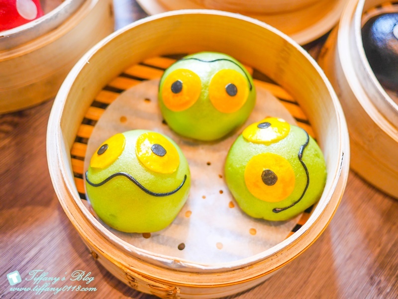 [美食.台北] 叁和院台灣風格飲食(參和院三店/大直形象店)台菜餐廳。繼微風南京店推出龍捲風排骨飯後再推出大直店限定的水噹噹鹹水雞~刺蝟叉燒包跟超級大力菇還有彩虹銀絲卷都超吸晴!!