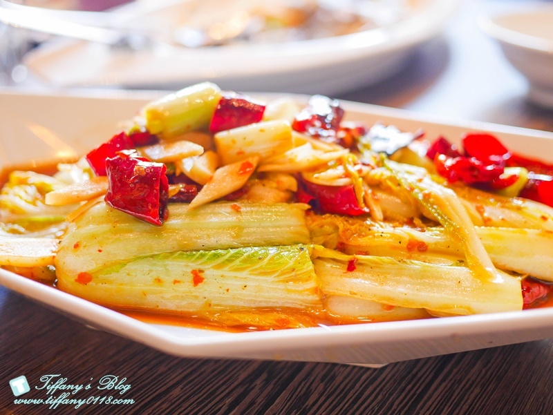 [美食.台北] 叁和院台灣風格飲食(參和院三店/大直形象店)台菜餐廳。繼微風南京店推出龍捲風排骨飯後再推出大直店限定的水噹噹鹹水雞~刺蝟叉燒包跟超級大力菇還有彩虹銀絲卷都超吸晴!!