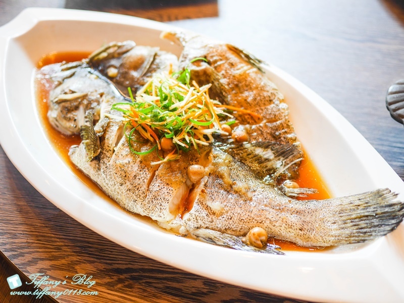 [美食.台北] 叁和院台灣風格飲食(參和院三店/大直形象店)台菜餐廳。繼微風南京店推出龍捲風排骨飯後再推出大直店限定的水噹噹鹹水雞~刺蝟叉燒包跟超級大力菇還有彩虹銀絲卷都超吸晴!!