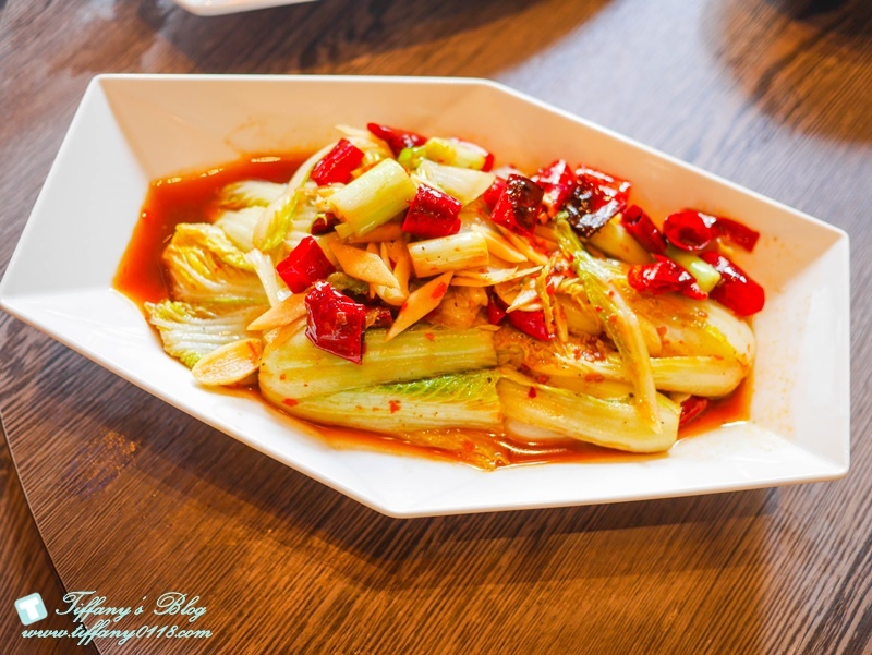 [美食.台北] 叁和院台灣風格飲食(參和院三店/大直形象店)台菜餐廳。繼微風南京店推出龍捲風排骨飯後再推出大直店限定的水噹噹鹹水雞~刺蝟叉燒包跟超級大力菇還有彩虹銀絲卷都超吸晴!!