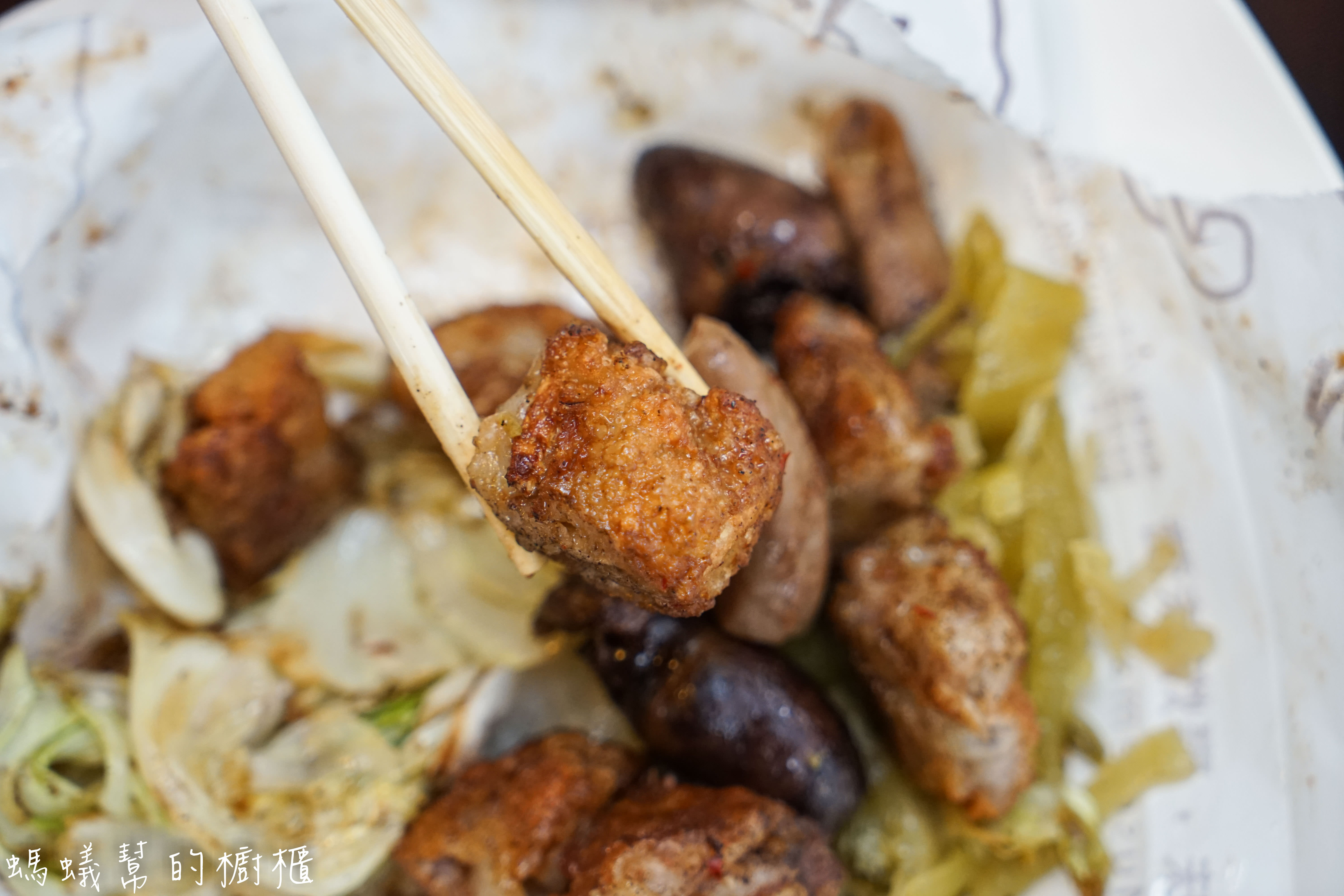 健美先生激炸滷味|台中一中街私房美味小吃，先滷後炸口感讓人越吃越上癮！食尚玩家跟旅行應援團推薦。 - 螞蟻幫的櫥櫃