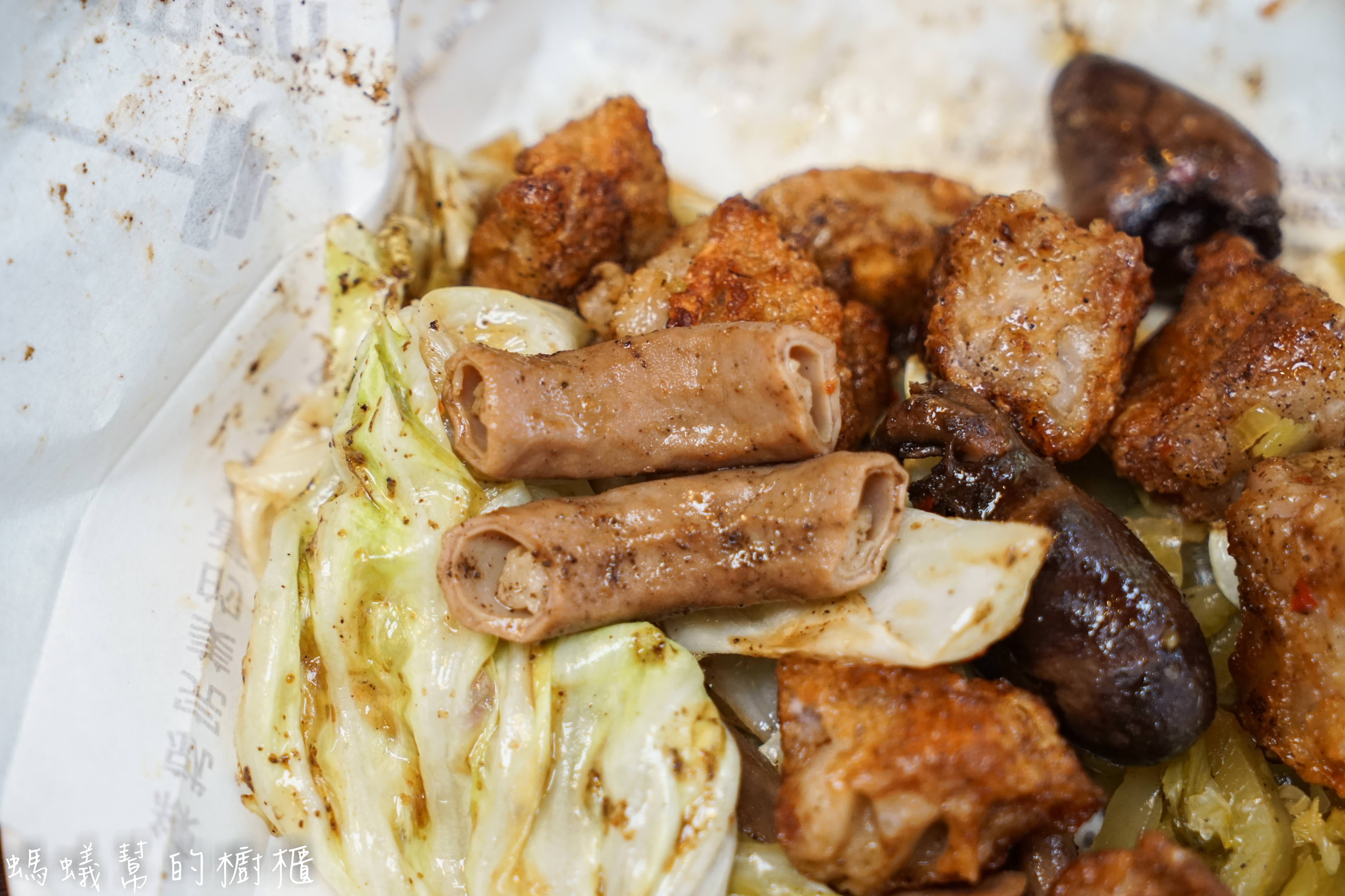 健美先生激炸滷味|台中一中街私房美味小吃，先滷後炸口感讓人越吃越上癮！食尚玩家跟旅行應援團推薦。 - 螞蟻幫的櫥櫃