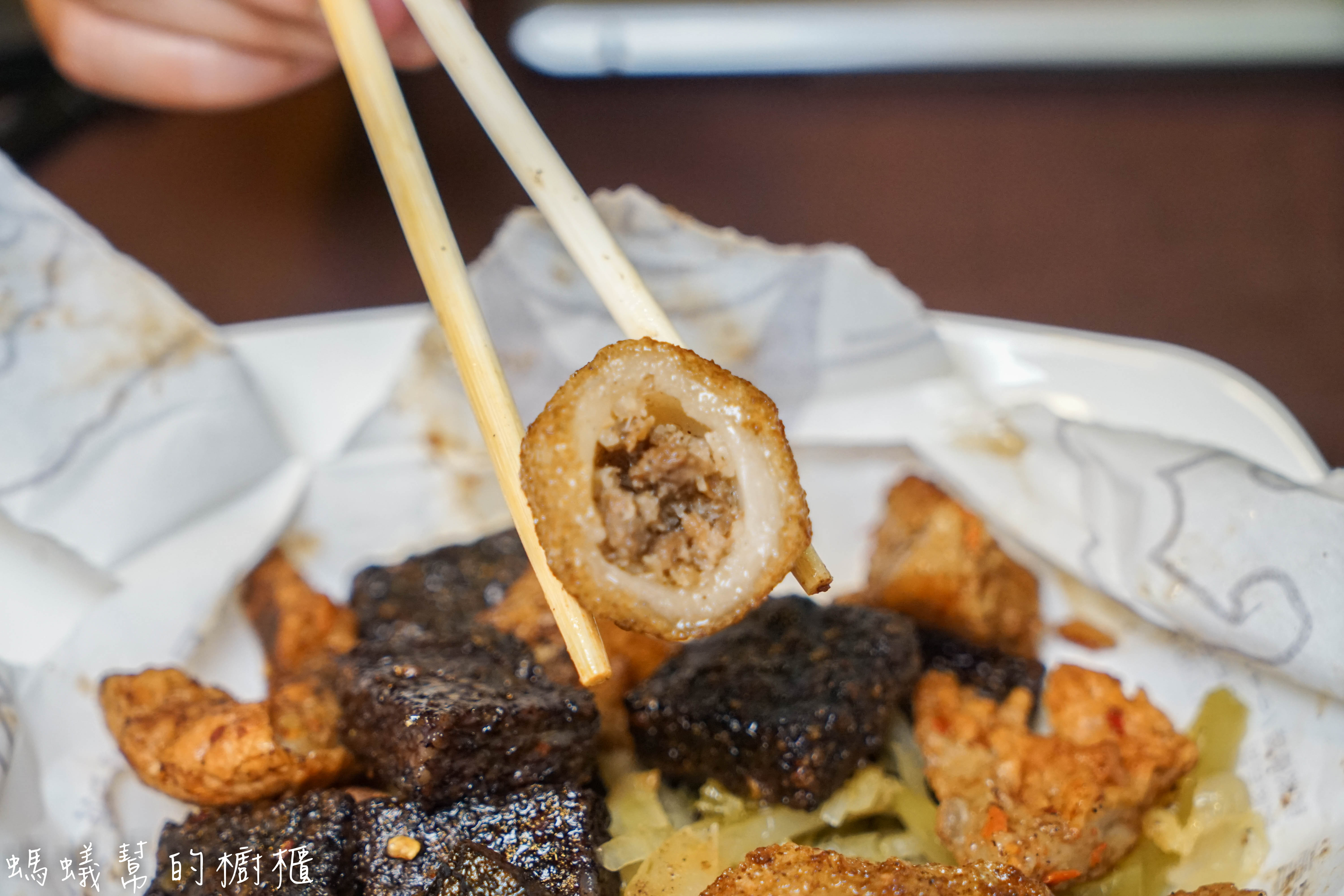 健美先生激炸滷味|台中一中街私房美味小吃，先滷後炸口感讓人越吃越上癮！食尚玩家跟旅行應援團推薦。 - 螞蟻幫的櫥櫃