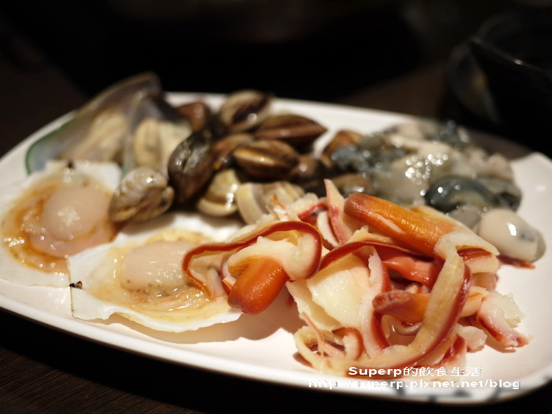 [餐廳食記]台北大直的八海精緻鍋物料理之海鮮吃到飽