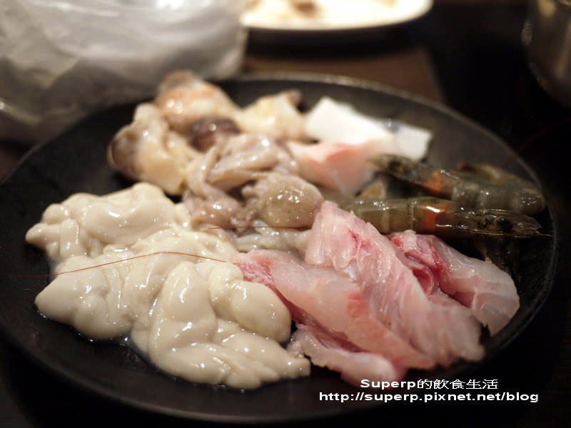 [餐廳食記]台北大直的八海精緻鍋物料理之海鮮吃到飽