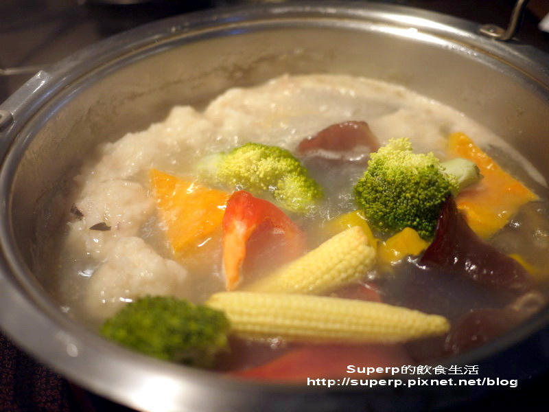 [餐廳食記]台北大直的八海精緻鍋物料理之海鮮吃到飽