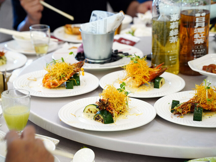 台南辦桌推薦│洪廚喜宴心得分享│辦桌也能吃到儀式感│真鯛刺身