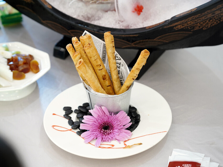 台南辦桌推薦│洪廚喜宴心得分享│辦桌也能吃到儀式感│真鯛刺身