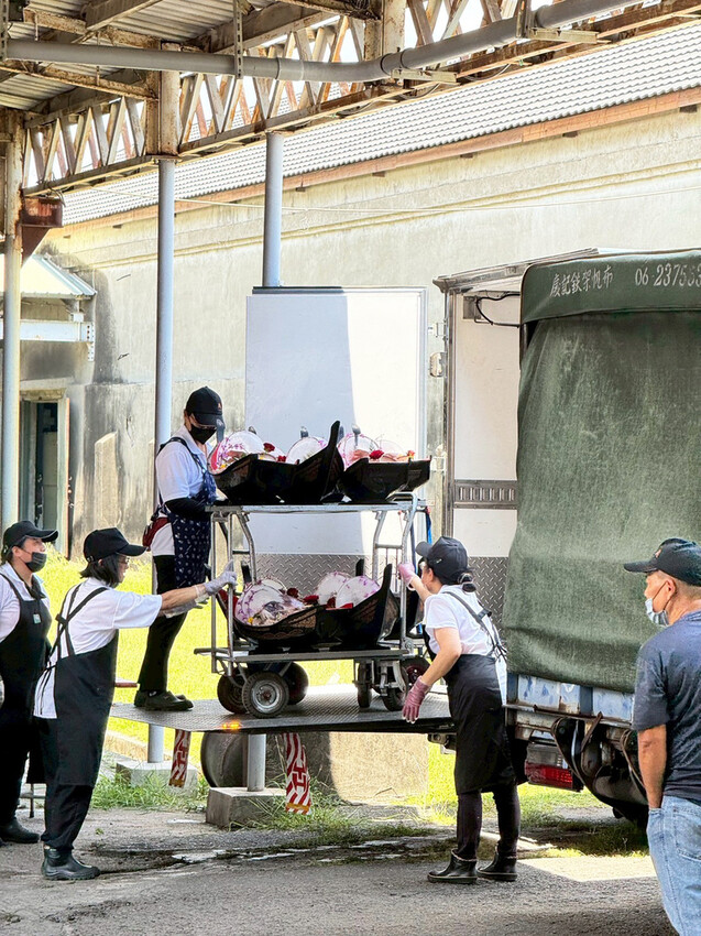 台南辦桌推薦│洪廚喜宴心得分享│辦桌也能吃到儀式感│真鯛刺身