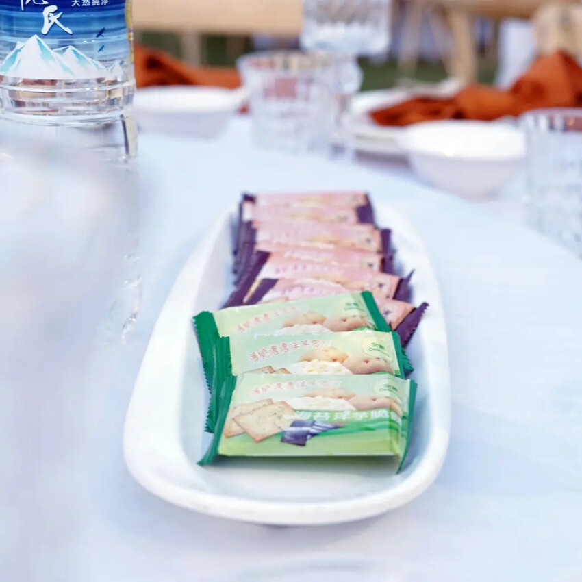 台南婚宴推薦│洪廚喜宴│夢幻戶外花系婚禮│絕美佈置＋創意辦桌