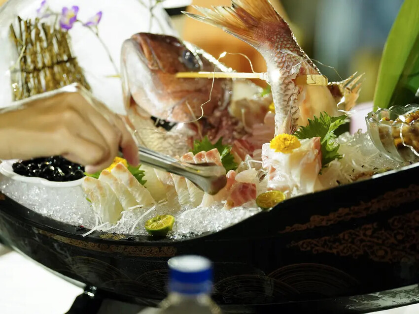 台南婚宴推薦│洪廚喜宴│夢幻戶外花系婚禮│絕美佈置＋創意辦桌