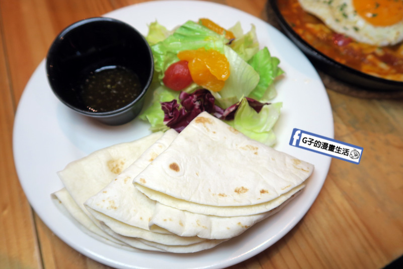 西門町.A.K.12 美式小館.佬墨的日出.美式漢堡.寵物友善餐廳