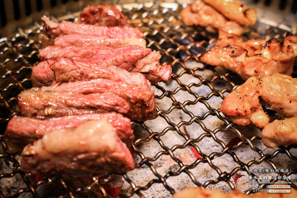 燒肉眾精緻炭火燒肉(雙和板南店) | 新北市/中和區 《新北中和連鎖吃到飽燒肉店推薦,吃到飽海陸食材完全制霸》