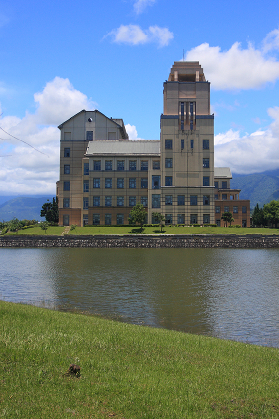 藍天+白雲+大海=花蓮