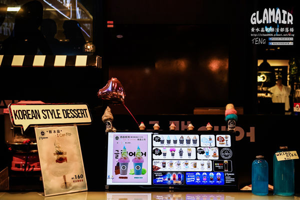 GLAM AIR(新光三越A11館B1)|《台北市信義區超人氣韓國冰、飲品二訪推薦；韓國來的超卡哇依星空飲品/漸層飲品/雲朵冰淇淋。》