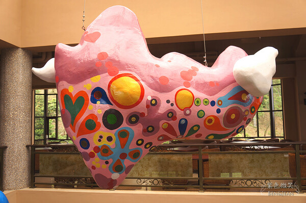 宜蘭縣頭城鎮金車伯朗咖啡城堡一館二館》頭城伯朗咖啡館,望烏石港龜山島.喝咖啡,城堡荷蘭風車超好拍