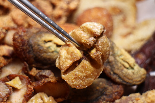 炸去啃(新北三重店):三重好吃炸雞/雞排/高雄人氣名店北上展店『炸去啃 職人炸物-三重店』在炸物店裡吃丼飯/烏龍麵/可外送/電話預訂取餐