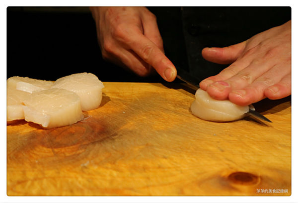 初魚料亭 ~ 超值無菜單料理❤️新鮮又美味✖️超大干貝/波士頓龍蝦．一次僅接待8人 - 捷運古亭站