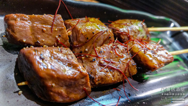 八番居酒屋【桃園美食】|桃園市桃園區巷弄深夜居酒屋；日本人也喜歡來的深夜食堂；水晶造訪多次的口袋私房名單。