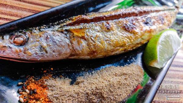 八番居酒屋【桃園美食】|桃園市桃園區巷弄深夜居酒屋；日本人也喜歡來的深夜食堂；水晶造訪多次的口袋私房名單。