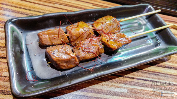 八番居酒屋【桃園美食】|桃園市桃園區巷弄深夜居酒屋；日本人也喜歡來的深夜食堂；水晶造訪多次的口袋私房名單。